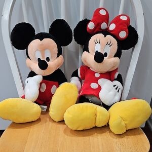 Stuffed Mickey & Minnie Mouse